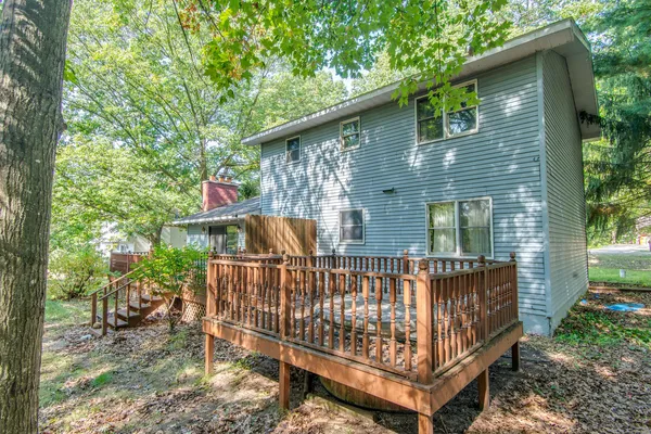 $219,900 | 110 Carpenter Boulevard, Roscommon, MI 48653