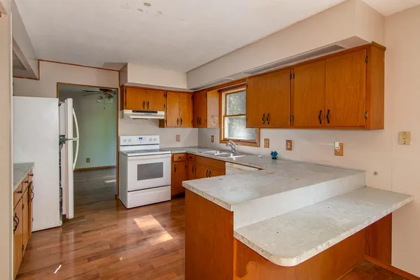 $219,900 | 110 Carpenter Boulevard, Roscommon, MI 48653