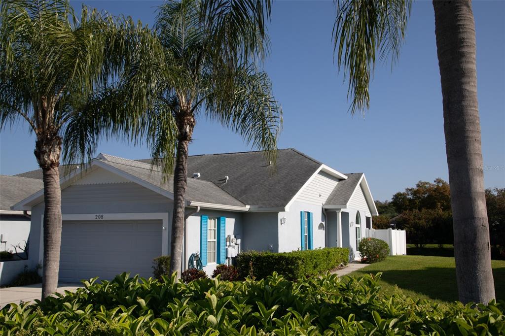 208 Hemingway Drive Oldsmar, FL 34677 - Photo 1 of 35