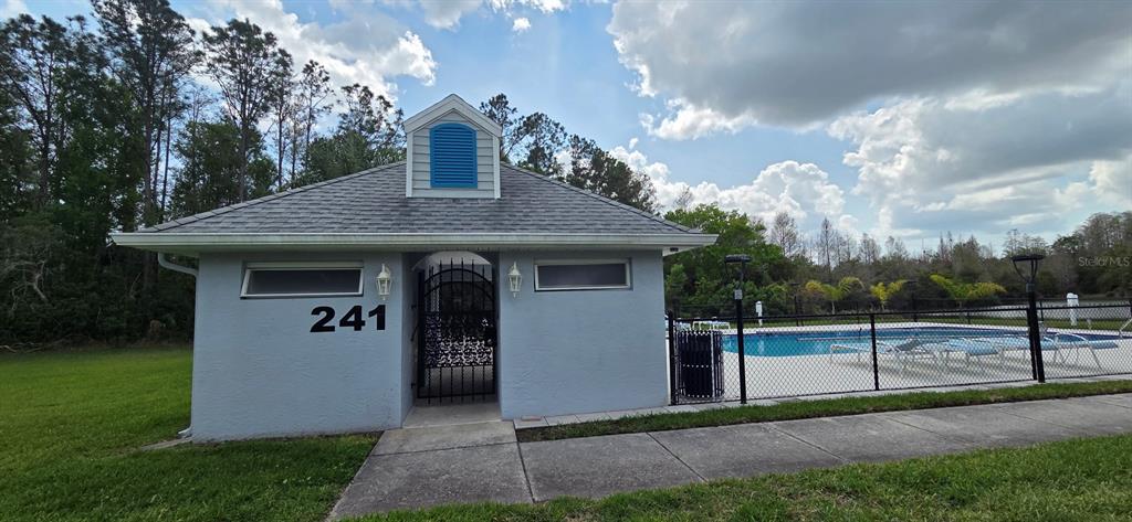 208 Hemingway Drive Oldsmar, FL 34677 - Photo 25 of 35