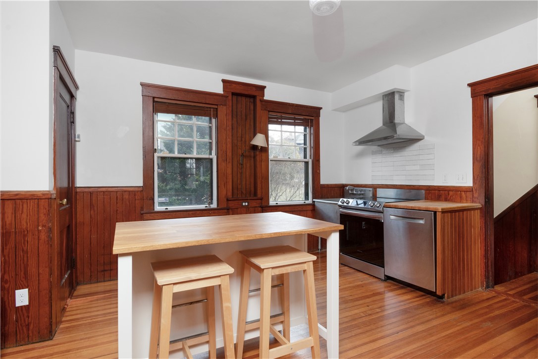 37 Dexterdale Road Providence, RI 02906 - Photo 18 of 43