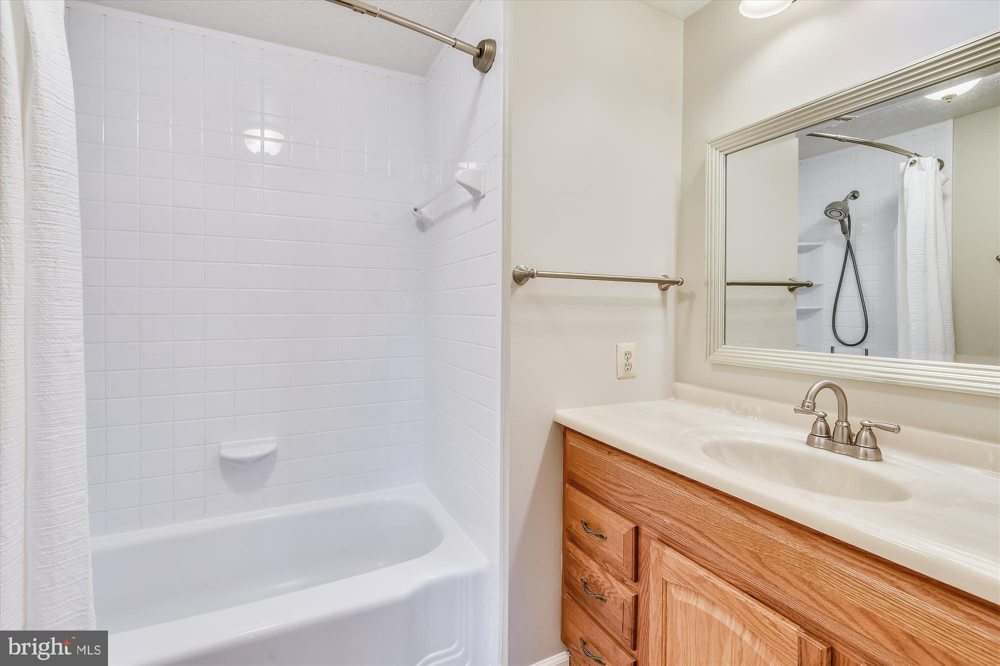 8496 Falling Leaf Road Springfield, VA 22153 - Photo 22 of 40