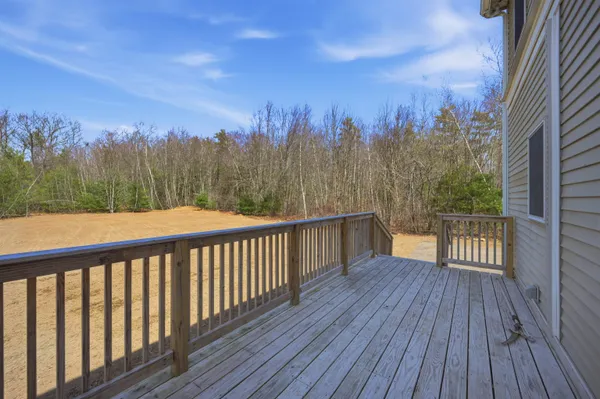 $4,500 | 564 Main Street, Fremont, NH 03044