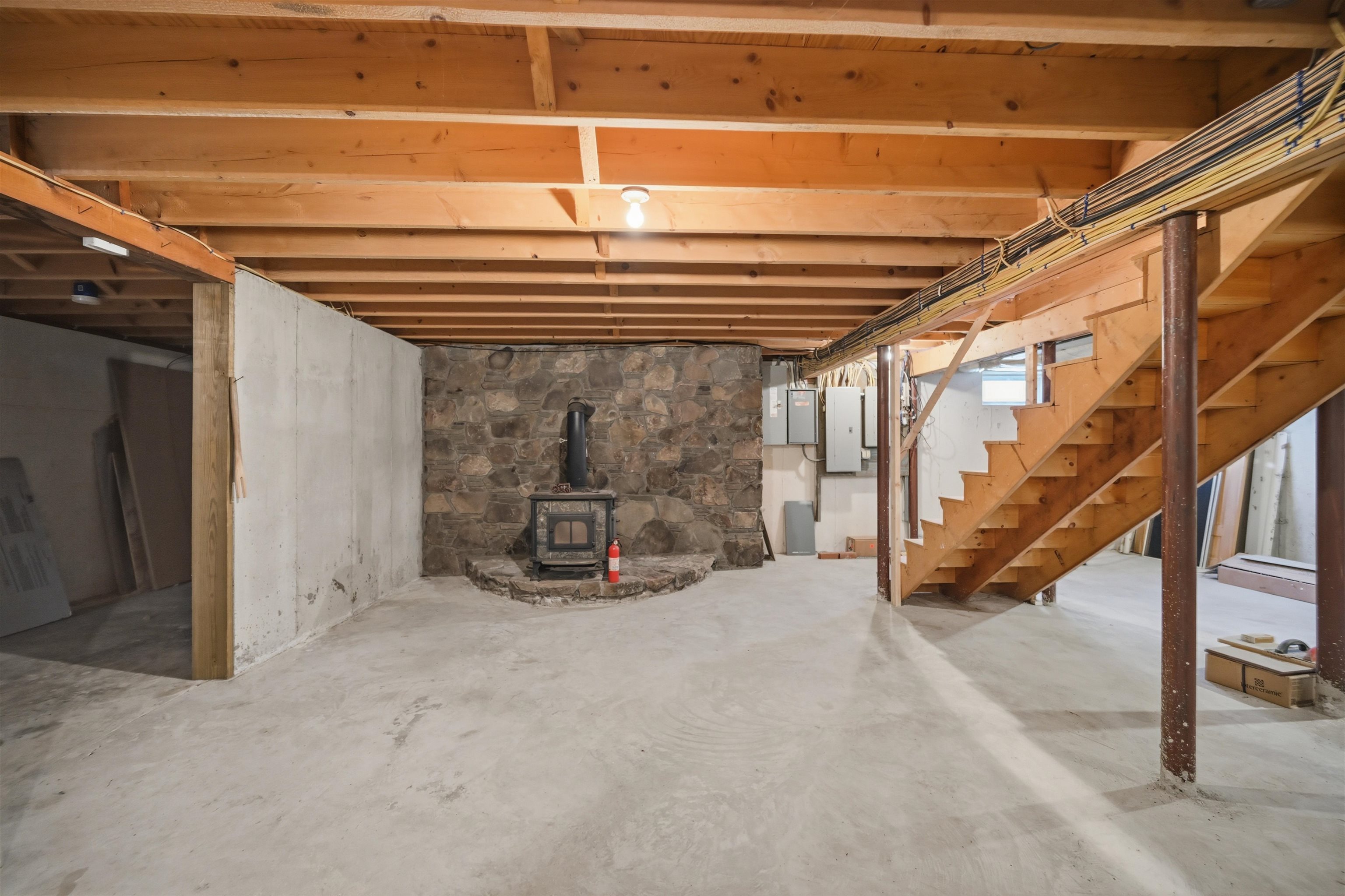 564 Main Street Fremont, NH 03044 - Photo 48 of 54