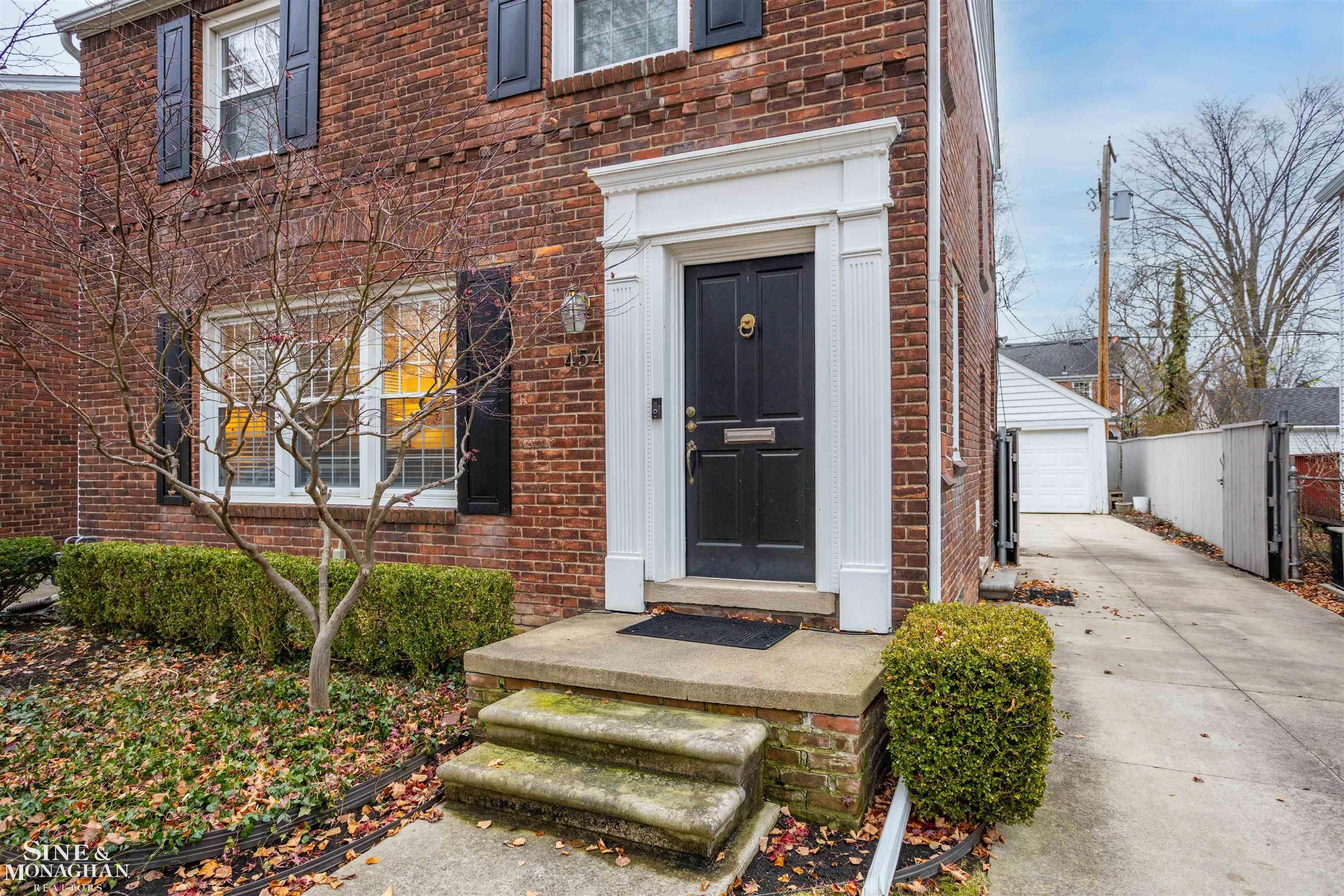 454 Cloverly Road Grosse Pointe Farms, MI 48236 - Photo 33 of 38