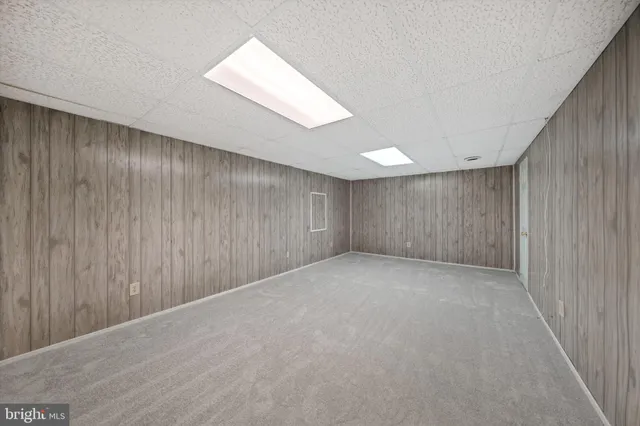 $760,000 | 9329 Bentridge Avenue, Potomac, MD 20854