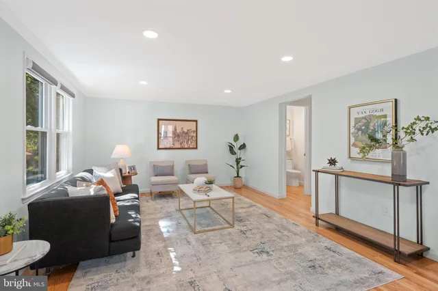 $760,000 | 9329 Bentridge Avenue, Potomac, MD 20854