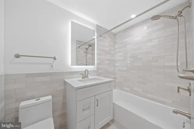 $760,000 | 9329 Bentridge Avenue, Potomac, MD 20854