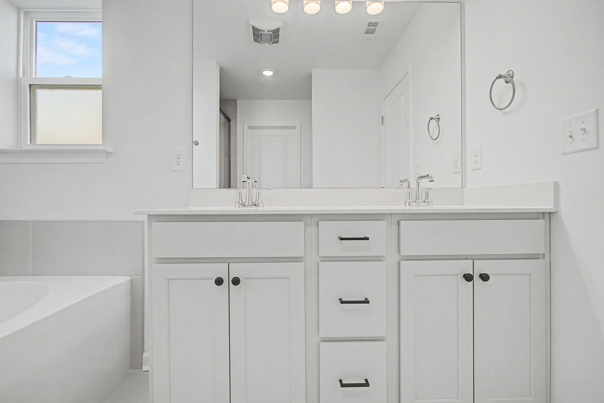 614 Brookside Drive Mount Pleasant, TN 38474 - Photo 26 of 41 a bathroom with a sink and a mirror