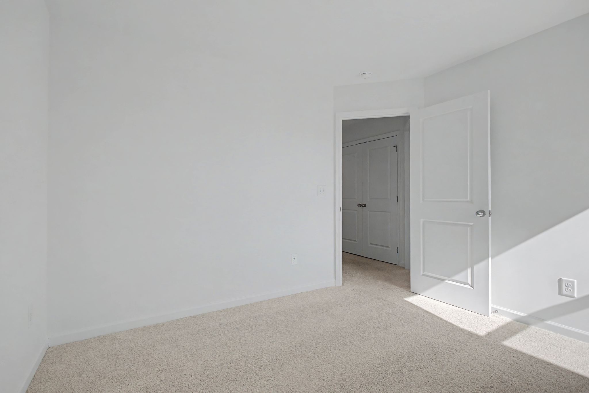 614 Brookside Drive Mount Pleasant, TN 38474 - Photo 30 of 41 a view of an empty room