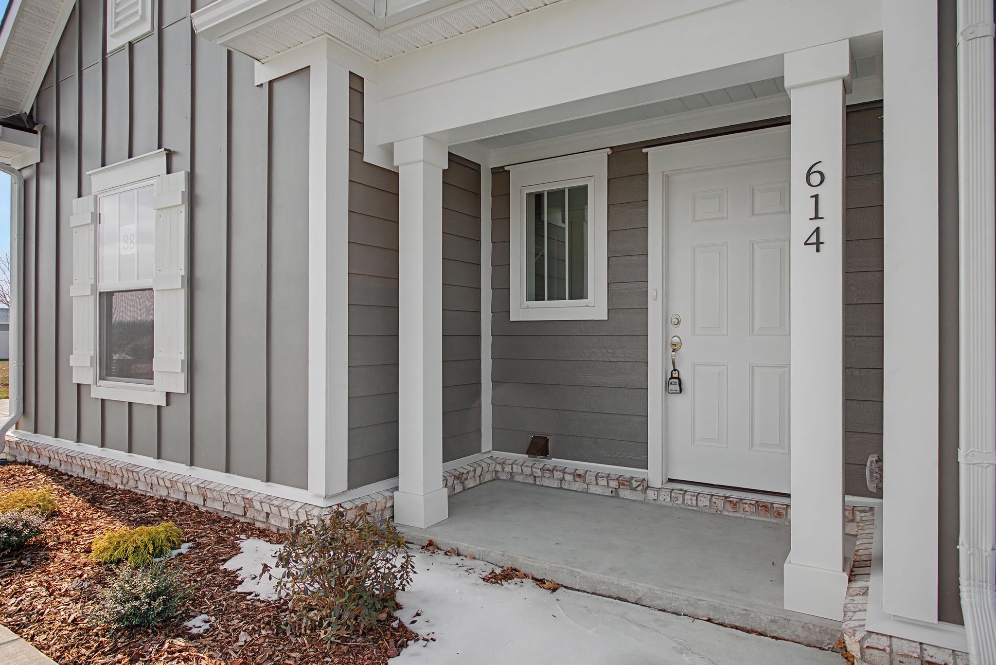 614 Brookside Drive Mount Pleasant, TN 38474 - Photo 5 of 41 a view of a entryway door of the house