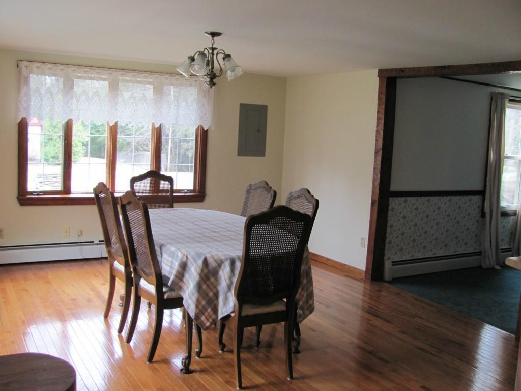 204 Hebron Road South Paris, ME 04281 - Photo 3 of 14 Photo