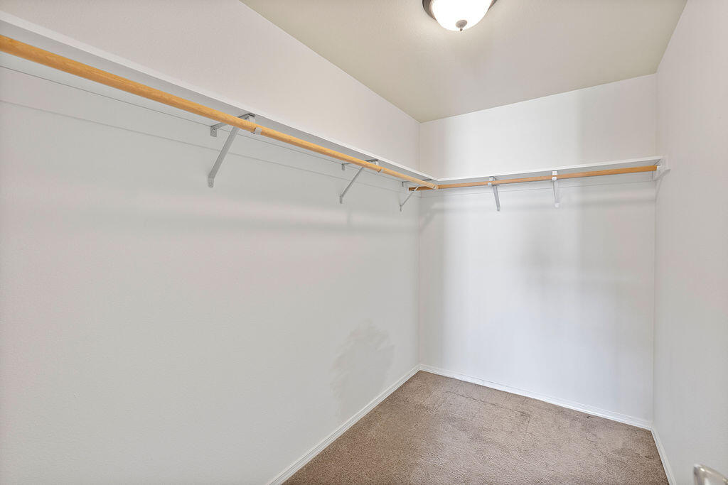 2240 Northeast Timberwolf Loop Prineville, OR 97754 - Photo 5 of 25 Primary Walk-in Closet