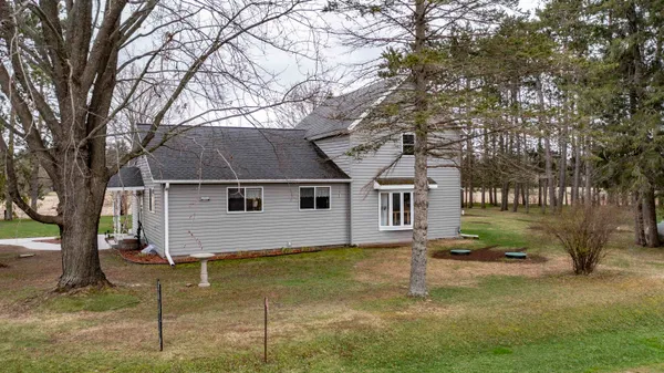$330,900 | E2927 County Rd GG, Iola, WI 54945
