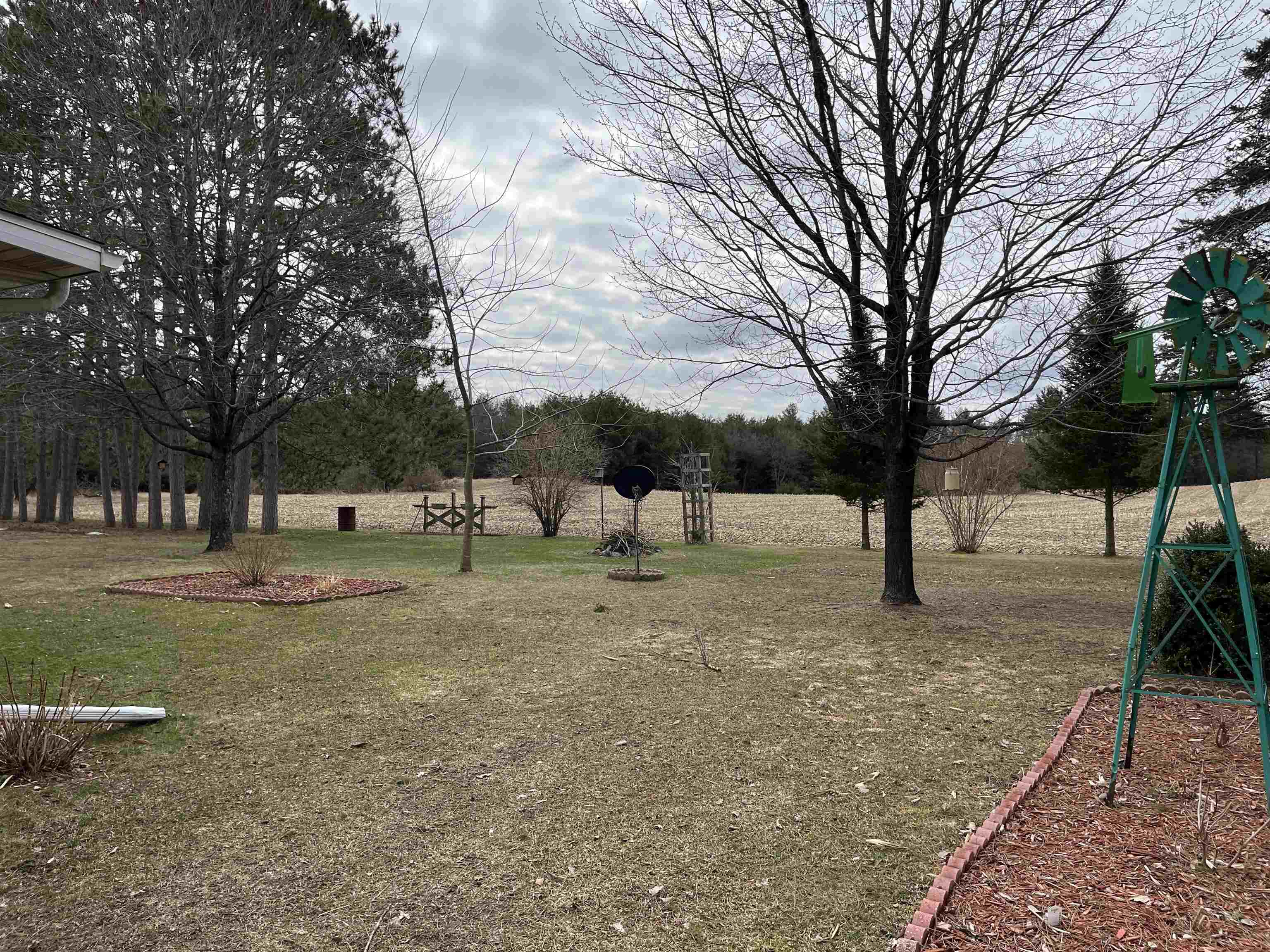 E2927 County Rd GG Iola, WI 54945 - Photo 25 of 29