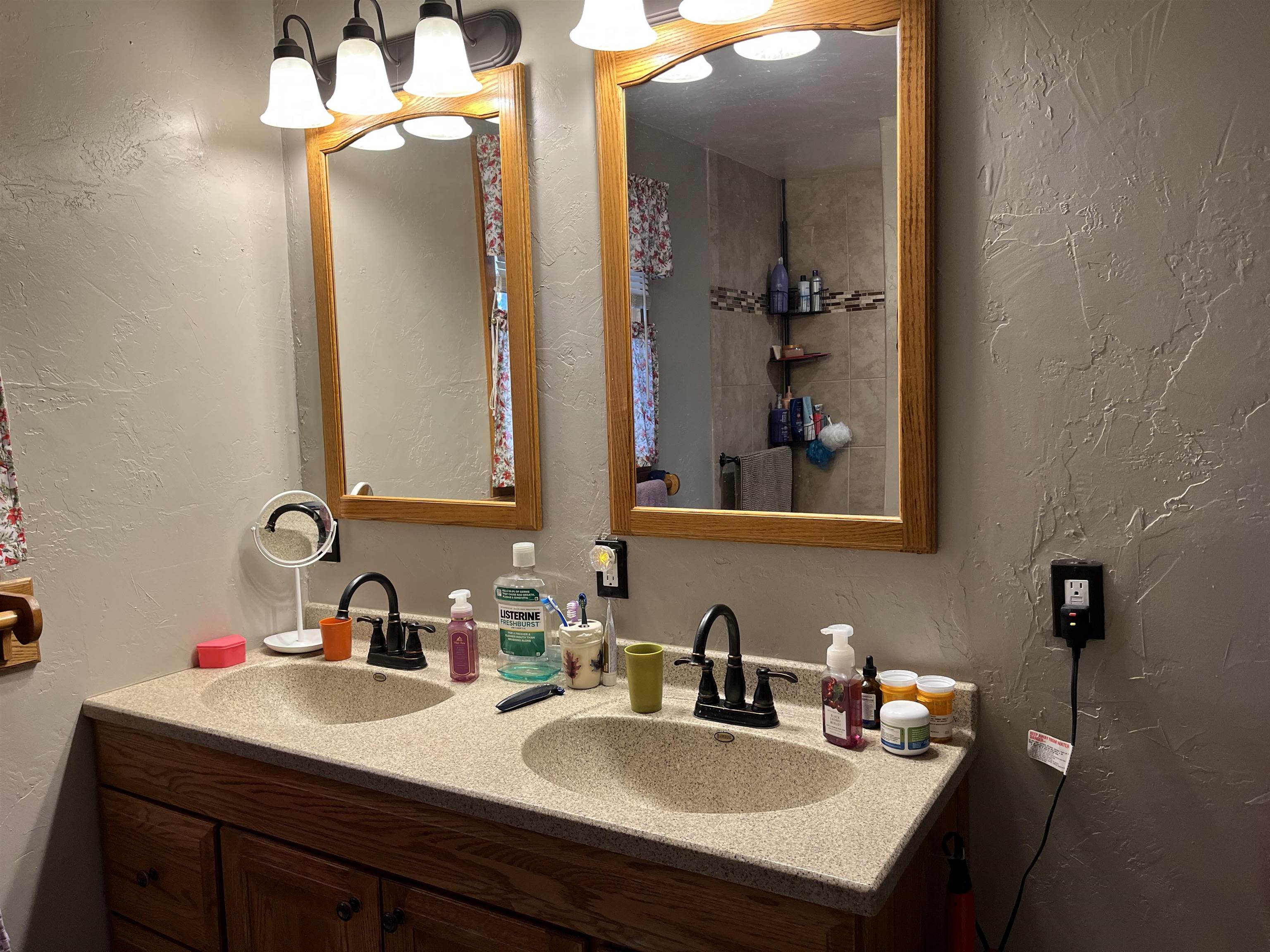 E2927 County Rd GG Iola, WI 54945 - Photo 8 of 29