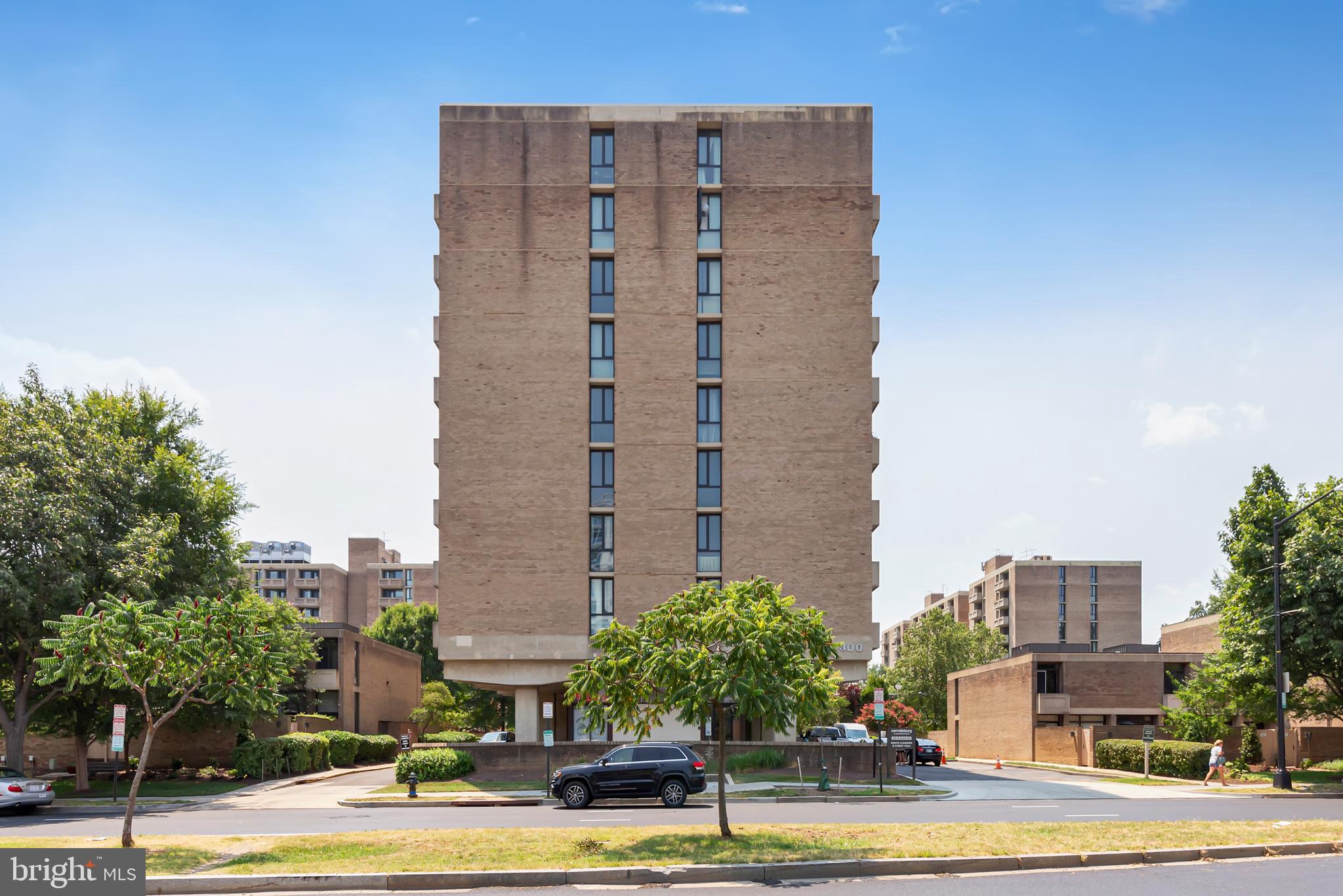 1250 4th Street Southwest, Unit L15 Washington, DC 20024 - Photo 2 of 4