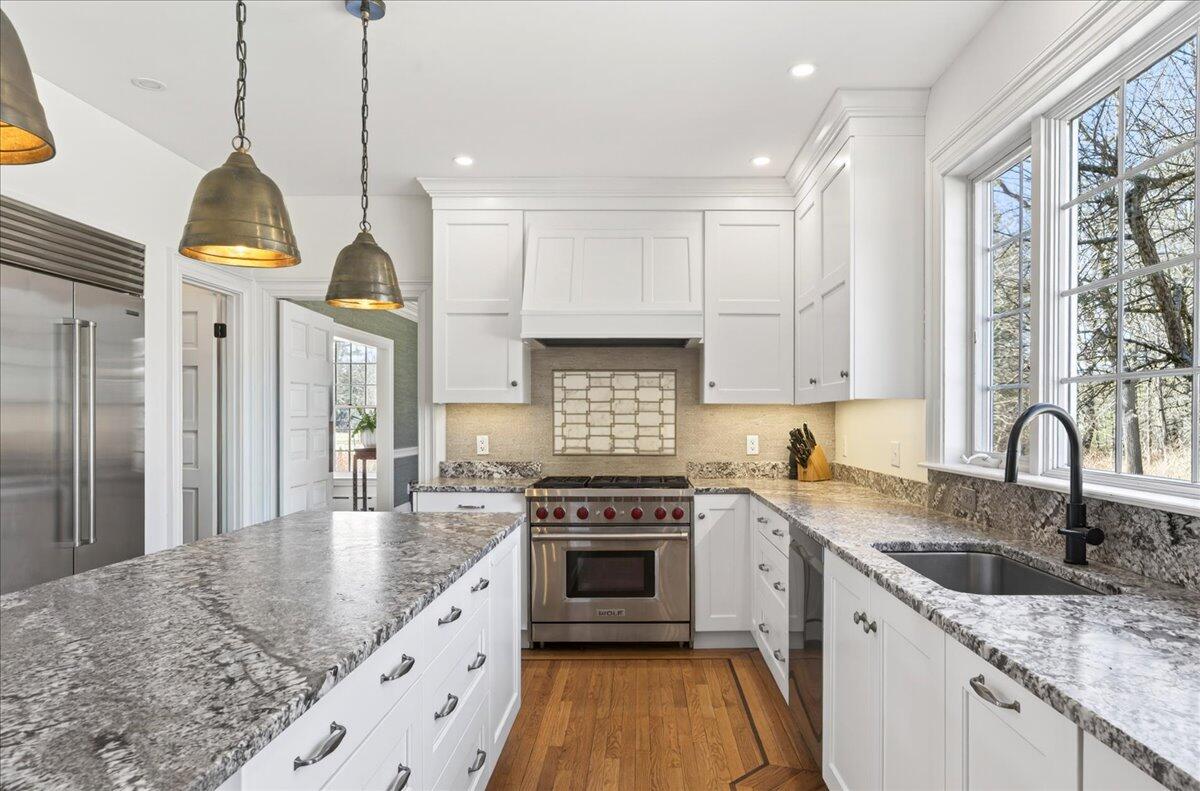 22 Royall Point Road Yarmouth, ME 04096 - Photo 30 of 109 Kitchen