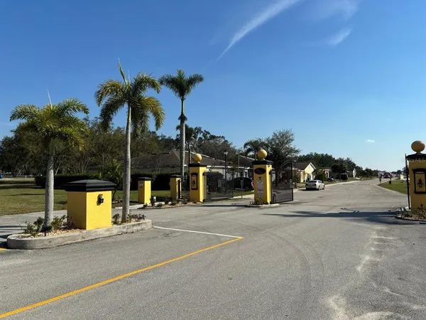 $1,750 | 1466 Las Villas Boulevard, Sebring, FL 33870