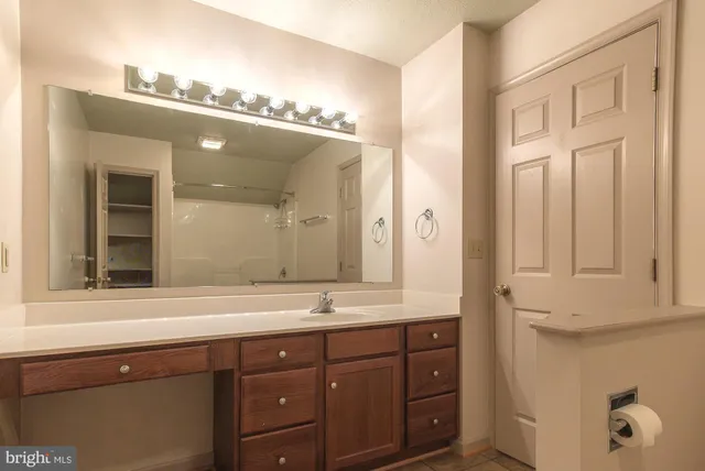 $2,000 | 103 Candlewick Court, Martinsburg, WV 25401