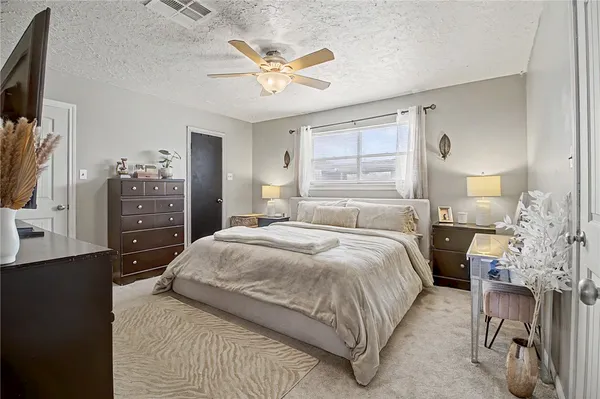 $335,000 | 2909 Woodmeadow Drive, Bryan, TX 77802