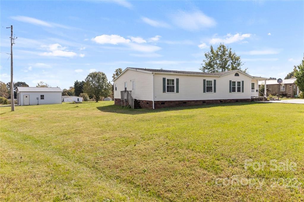 2425 Leonhart Road Cherryville, NC 28021 - Photo 7 of 41 Gallery Image 7