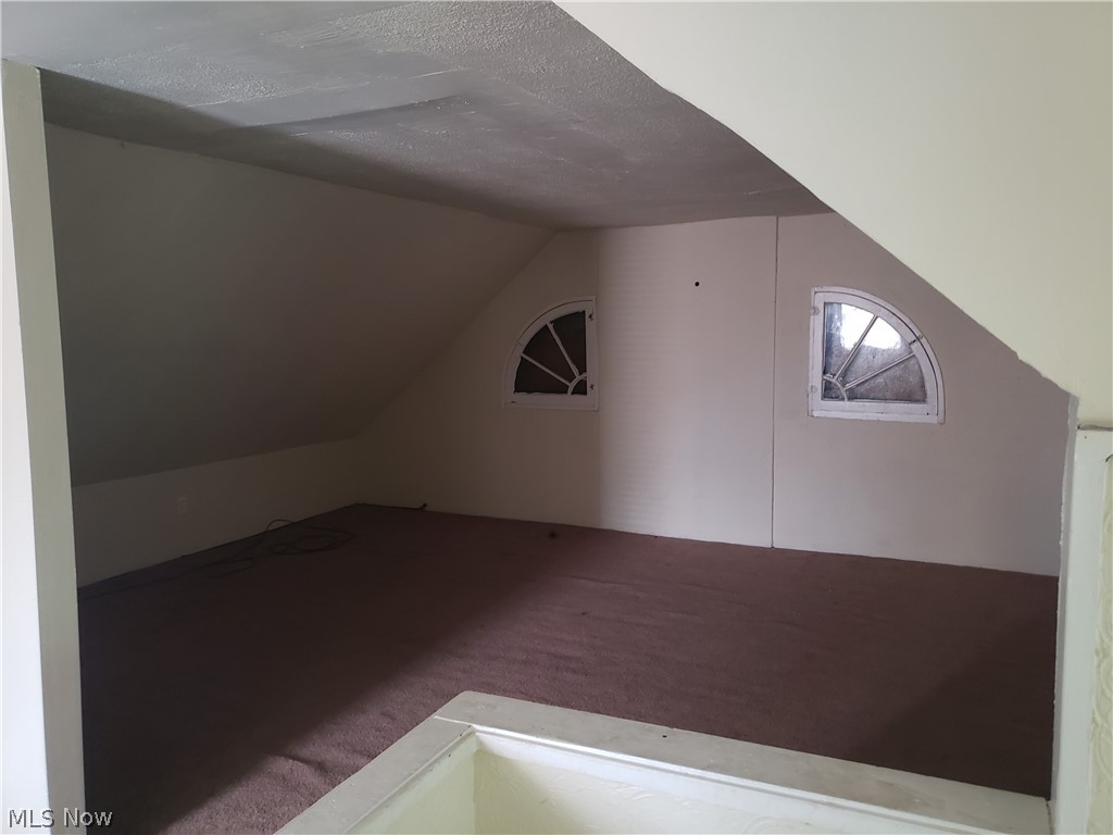 1032 Helmsdale Road Cleveland Heights, OH 44112 - Photo 19 of 23