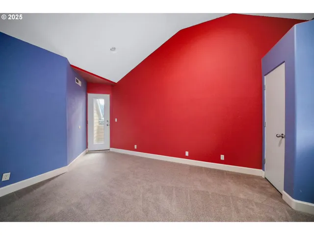 a view of empty room