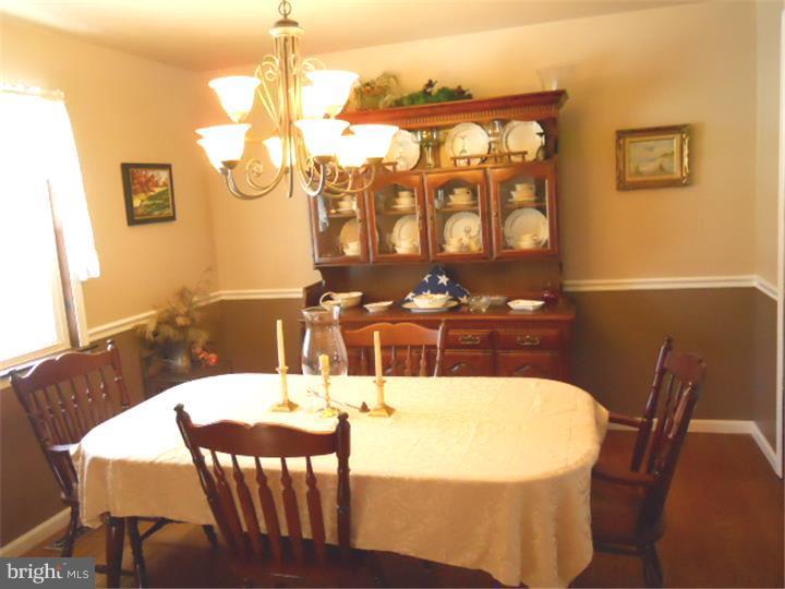 8 Virginia Road Glassboro, NJ 08028 - Photo 6 of 25 Dining Room