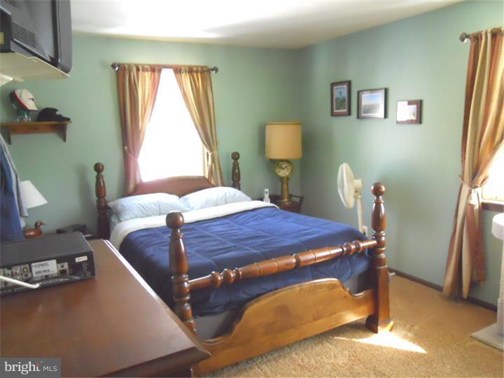 8 Virginia Road Glassboro, NJ 08028 - Photo 9 of 25 Master Bedroom