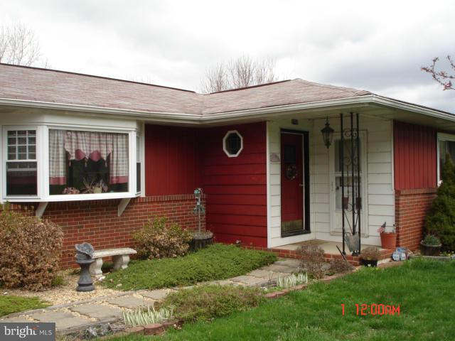 1716 Ridge Road Westminster, MD 21157 - Photo 4 of 29 Exterior (Front)