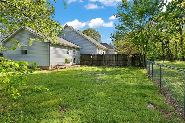 $399,000 | 7427 Chadwick Drive, Murfreesboro, TN 37129