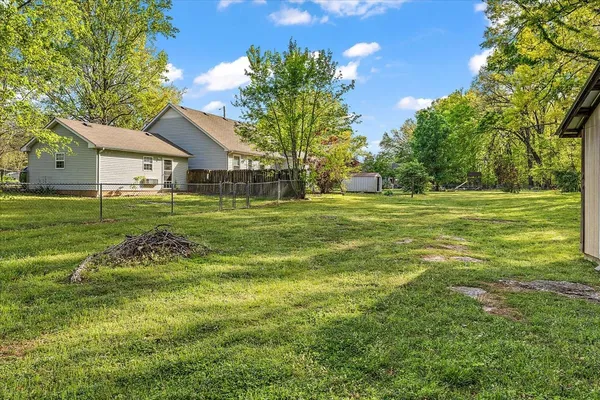 $399,000 | 7427 Chadwick Drive, Murfreesboro, TN 37129