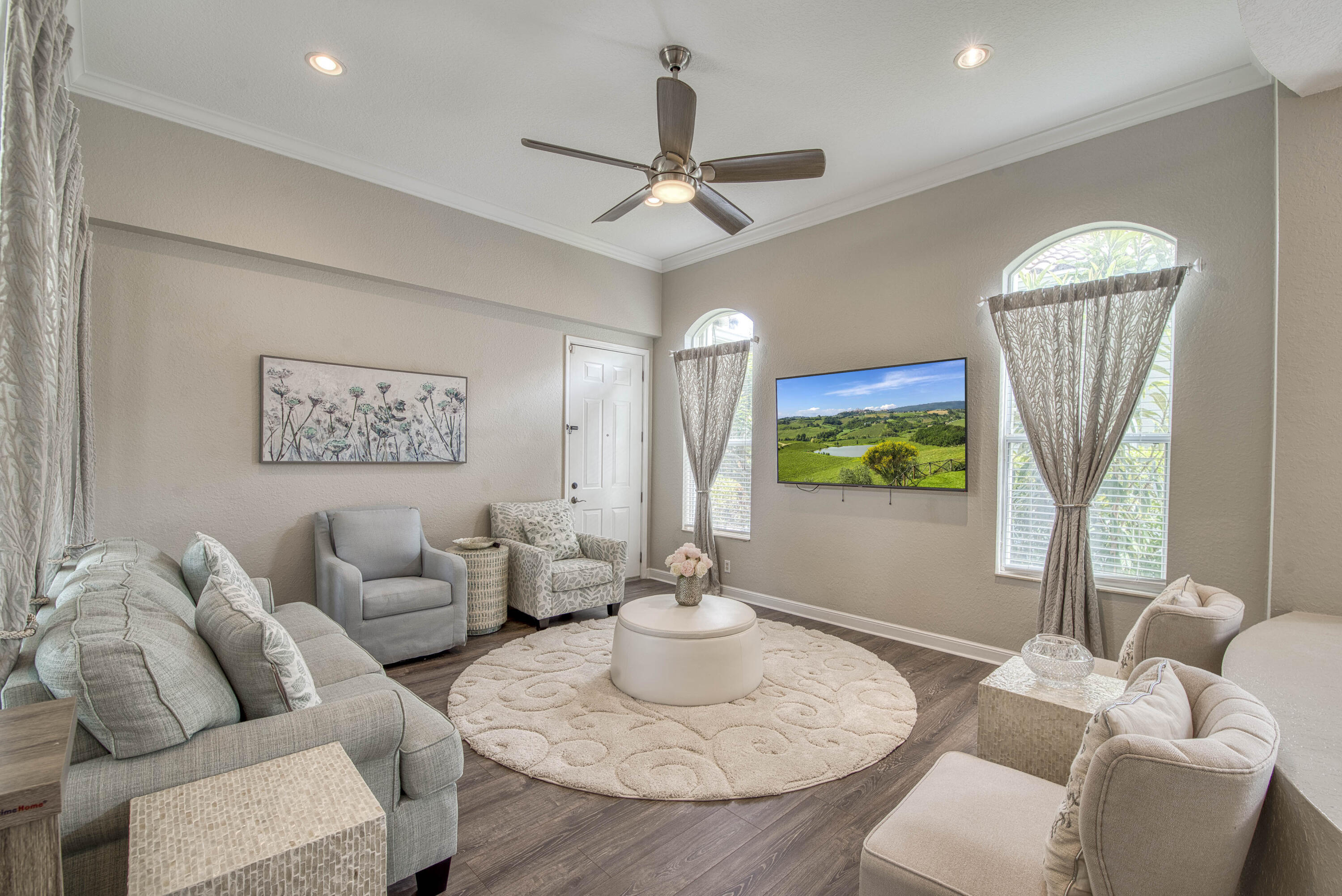 410 Cresta Circle West Palm Beach, FL 33413 - Photo 5 of 46 a living room with furniture and a large window
