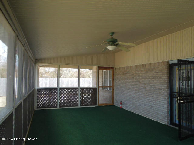 6634 Cedar Grove Road Shepherdsville, KY 40165 - Photo 18 of 22 Deck view 3