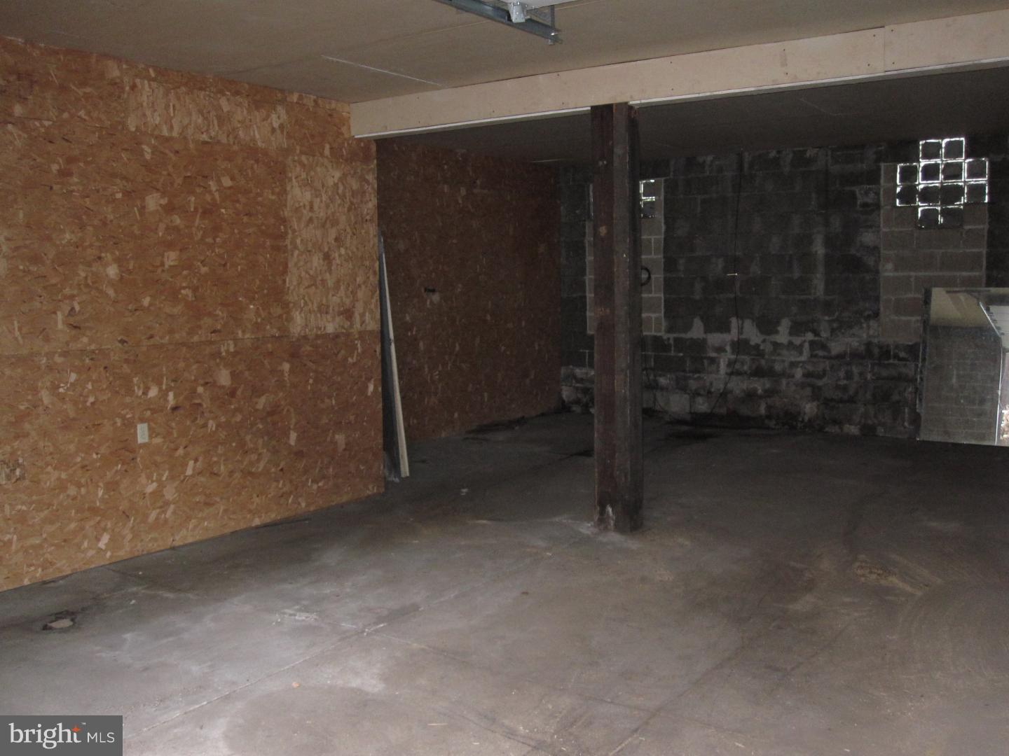 329 Lumber Street Coatesville, PA 19320 - Photo 10 of 11 Garage