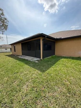 $2,300 | 3925 East Gator Circle, Cape Coral, FL 33909