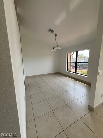 $2,300 | 3925 East Gator Circle, Cape Coral, FL 33909