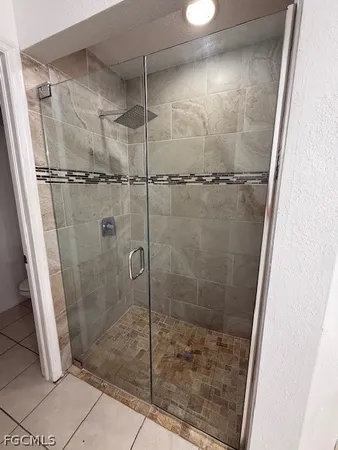 $2,300 | 3925 East Gator Circle, Cape Coral, FL 33909