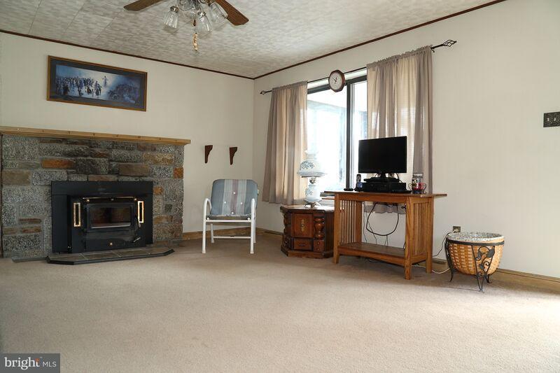 2337 Noble Road Kirkwood, PA 17536 - Photo 4 of 13 Gallery Image 4