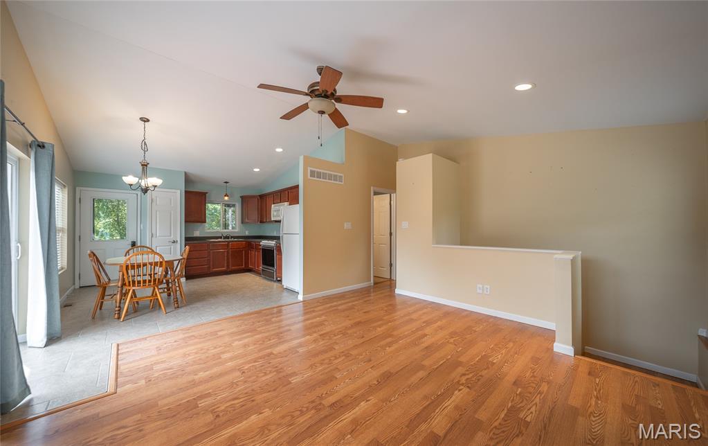 1643 Sequoya Ih Road Cuba, MO 65453 - Photo 12 of 35