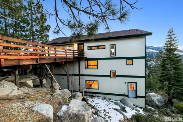 $2,100,000 | 332 Barton Court, Stateline, NV 89449