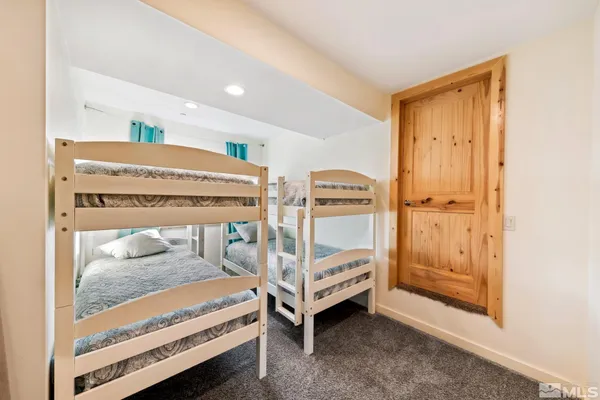 $2,100,000 | 332 Barton Court, Stateline, NV 89449