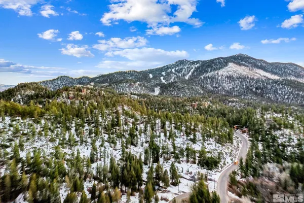 $2,100,000 | 332 Barton Court, Stateline, NV 89449