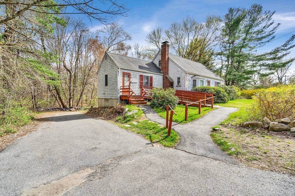 3 Burlington Road Bedford, MA 01730 - Photo 2 of 32 Gallery Image 2