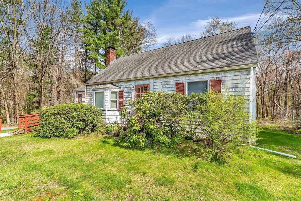 3 Burlington Road Bedford, MA 01730 - Photo 3 of 32 Gallery Image 3
