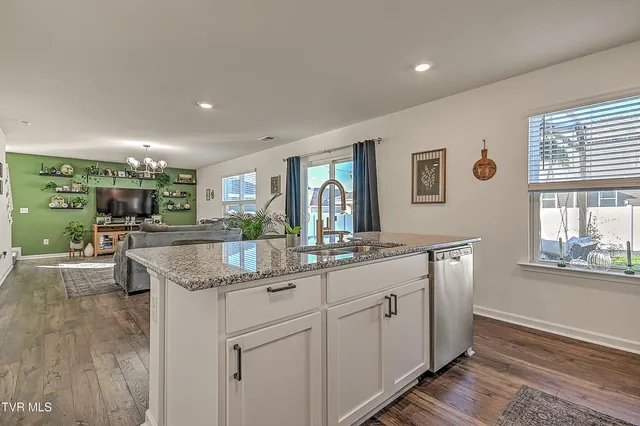 $360,000 | 110 Crawford Circle, Bristol, TN 37618