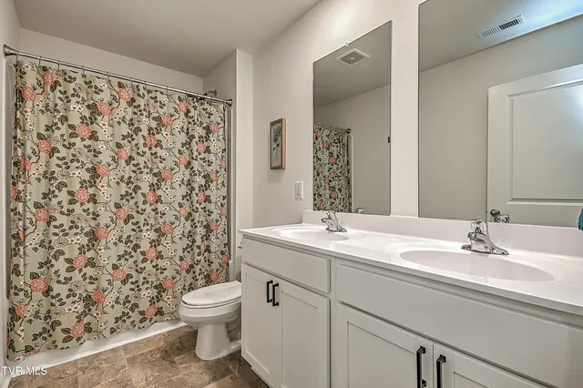 $360,000 | 110 Crawford Circle, Bristol, TN 37618