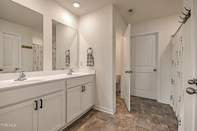 $360,000 | 110 Crawford Circle, Bristol, TN 37618