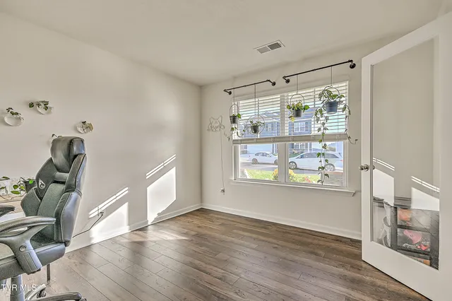 $360,000 | 110 Crawford Circle, Bristol, TN 37618